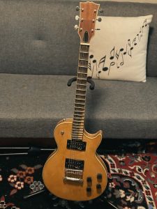 Tero's first guitar, a Les Paul style copy.