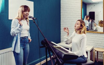 Vocal Exercises For Singers: Working With Vocal Coaches And Teachers