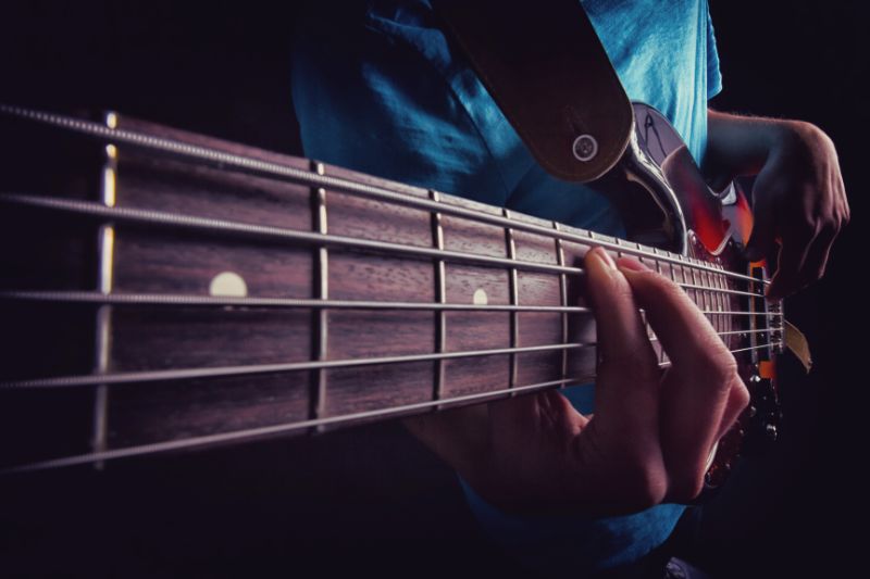 Bass Guitar Notes For Beginners: Easy Tips Guide
